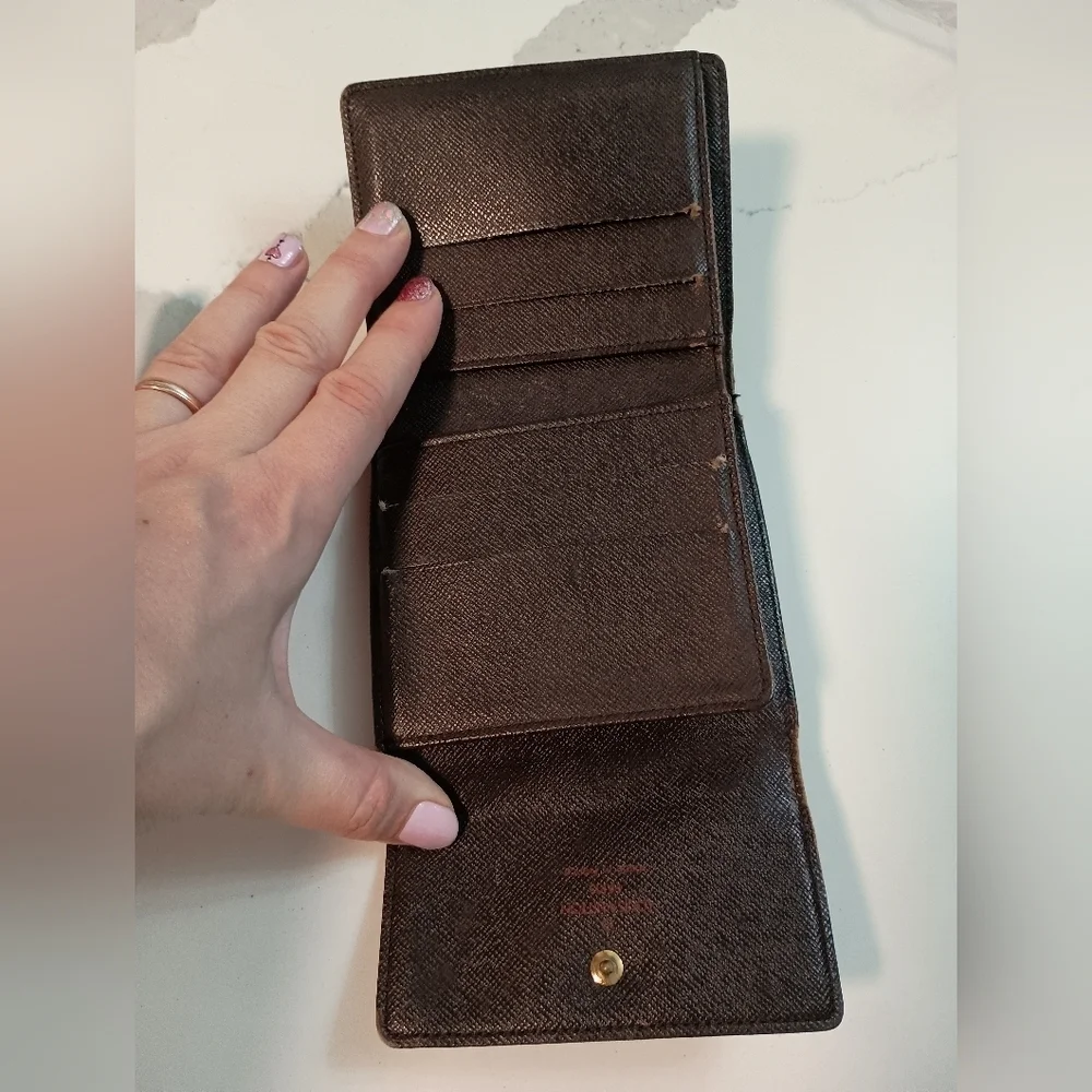 Authentic Louis Vuitton Damier Portefeuille Elise Wallet Purse